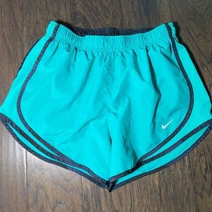 Nike shorts. Size medium.